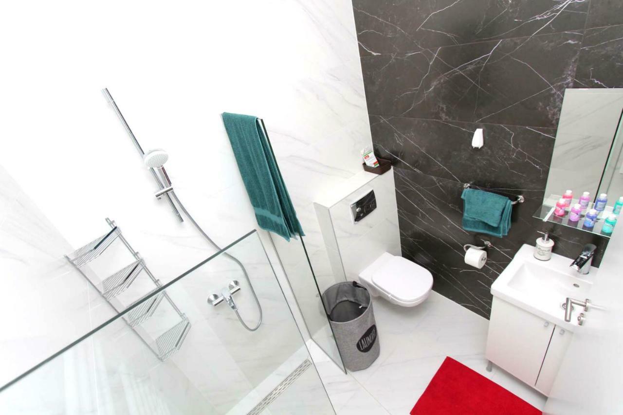 Old Town Luxury Apartments Сараево Екстериор снимка